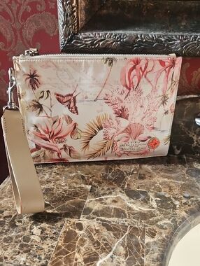 India Hicks Wristlet